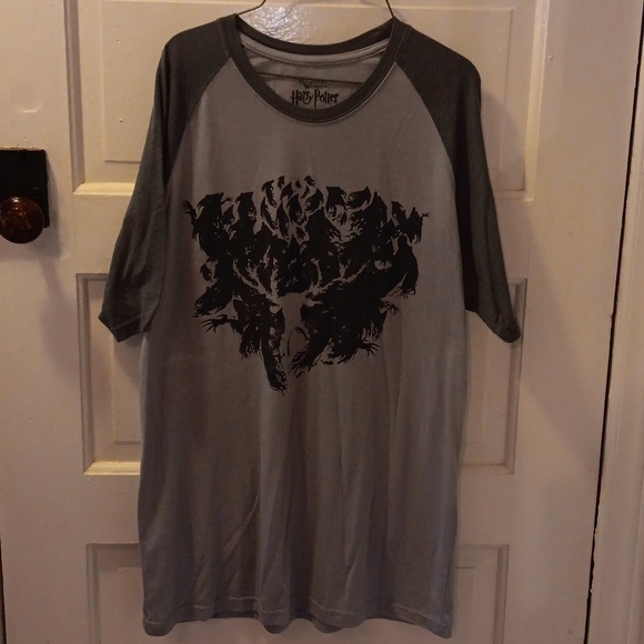 Harry Potter The Wizarding World large shirt - Picture 1 of 3